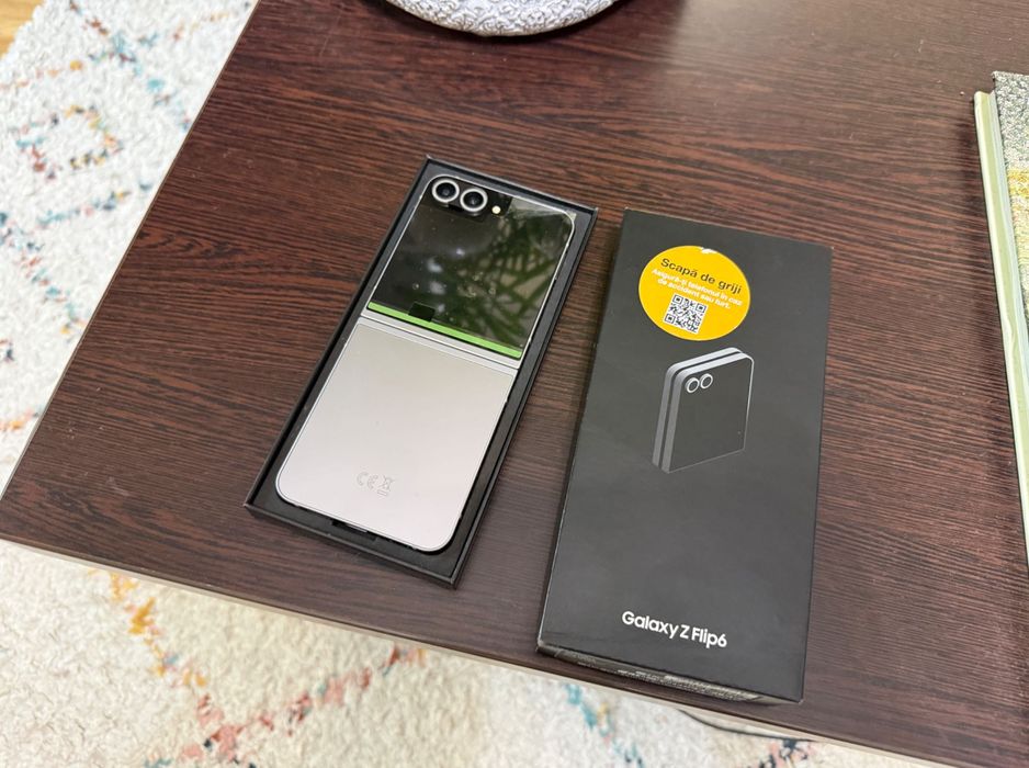 Samsung Flip 6 silver Nou