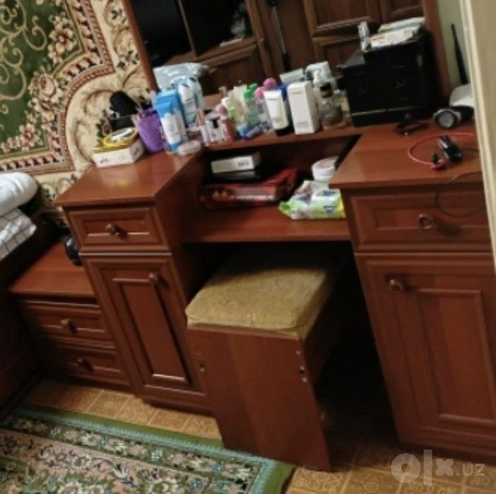 Спальный гарнитур