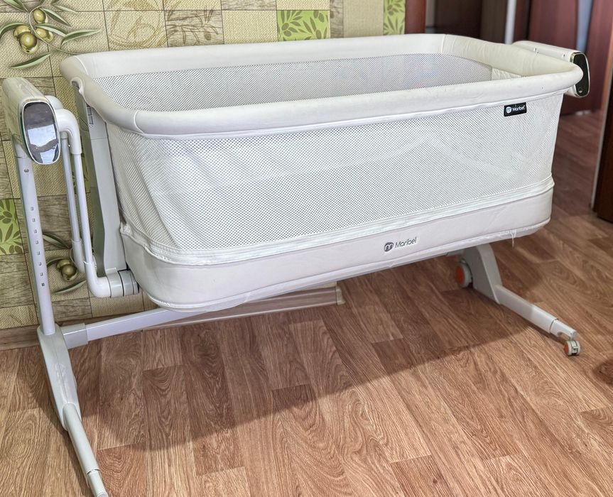 Продам детскую кровать игрушкой