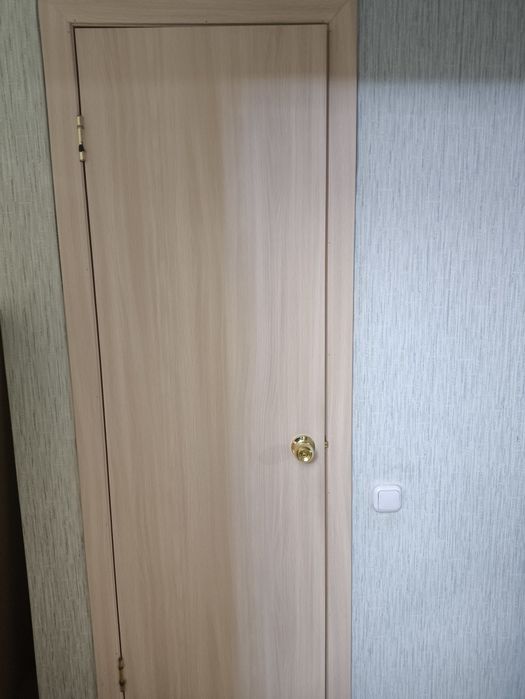 Продам полотна дверей