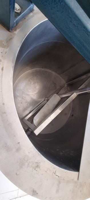 Kotyol sotiladi nerjaveykadan yasalgan