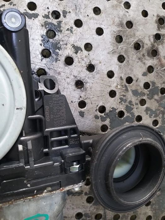 Motoras macara dreapta fata toyota rav 4 3 a3 8571035180 2621002330