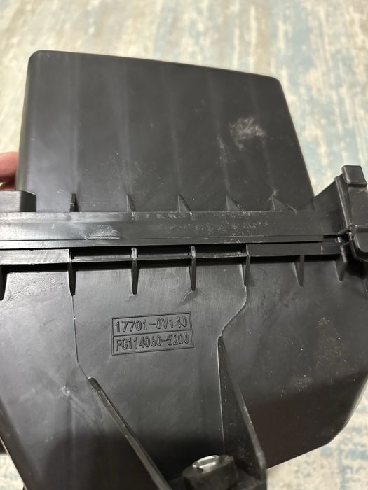 Корпус воздушного фильтра от RAV4