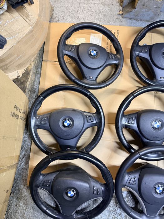 Volan M Pachet Bmw e90 e91 e92 e93 e87 e81 e82 e88 e84 volan sport volan padele bmw e90 e91 e92 e93 e87 e81 e82 e88 e84