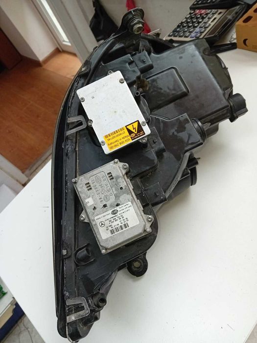 Ляв Фар мерцедес GL X164