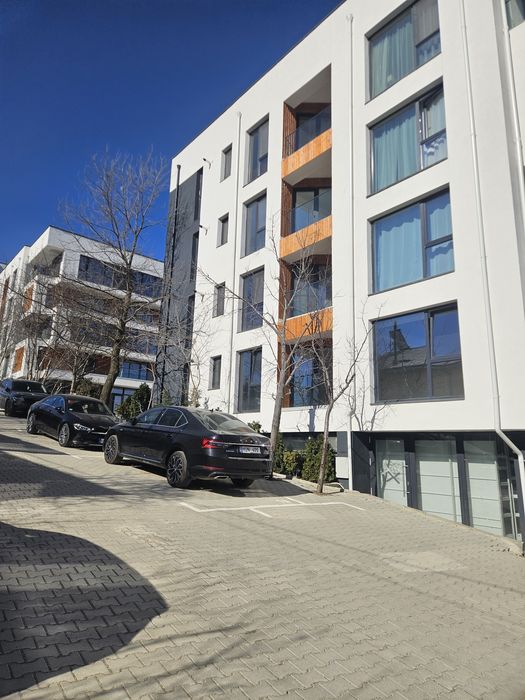 Apartament 1 camera + Loc de parcare  Don Lake View