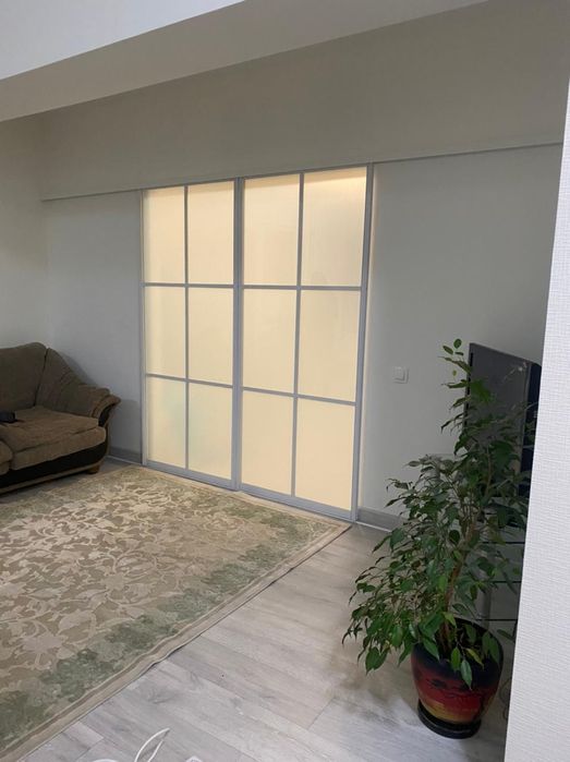 Раздвижные двери купе срочно.