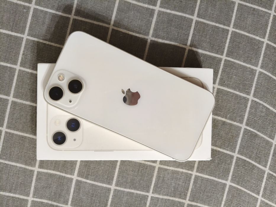 Продаю iphone(айфон) 13