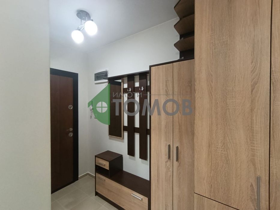 Напълно обзаведен двустаен апартамент в кв. Казански