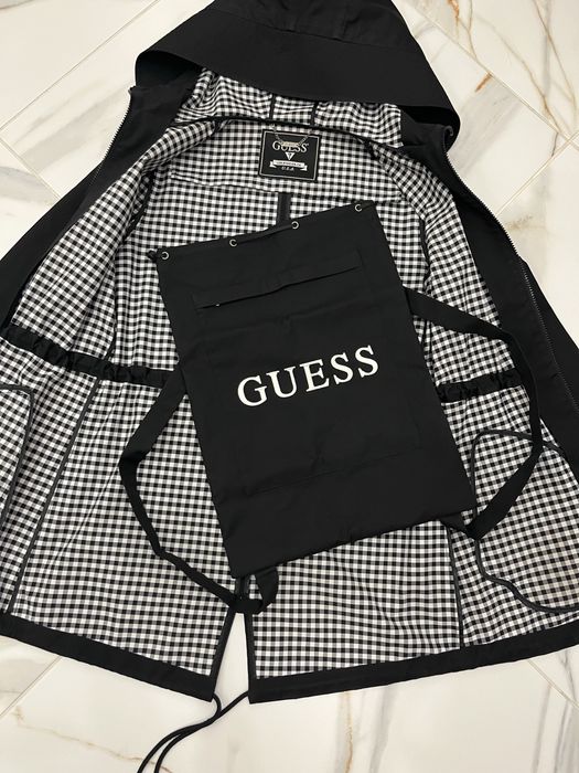 Guess пролетно/есенно яке