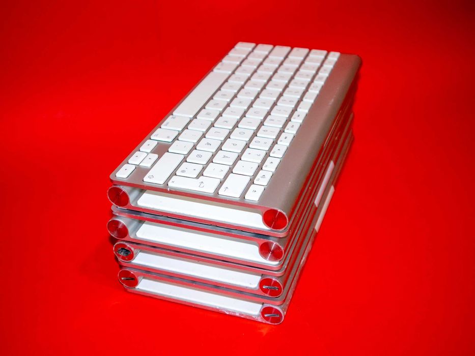 8х Apple Magic Keyboard A1314 Wireless Bluetooth Клавиатури за Части