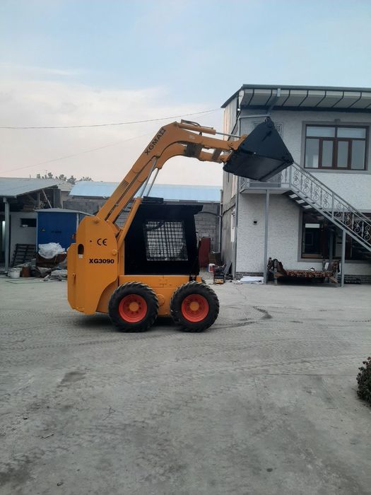 Мини погрузчик сотилади 13.800$