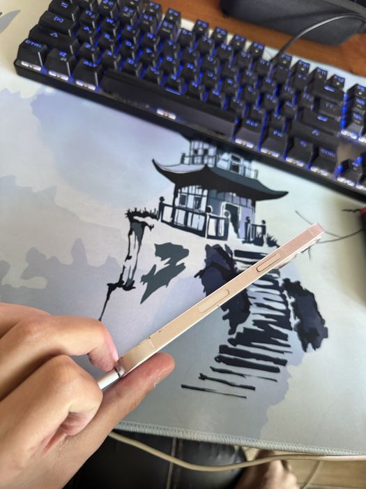 Продам iphone 11 69% аккум