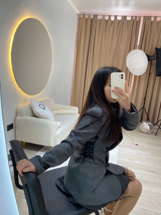 Костьюм 4 мын сатылады