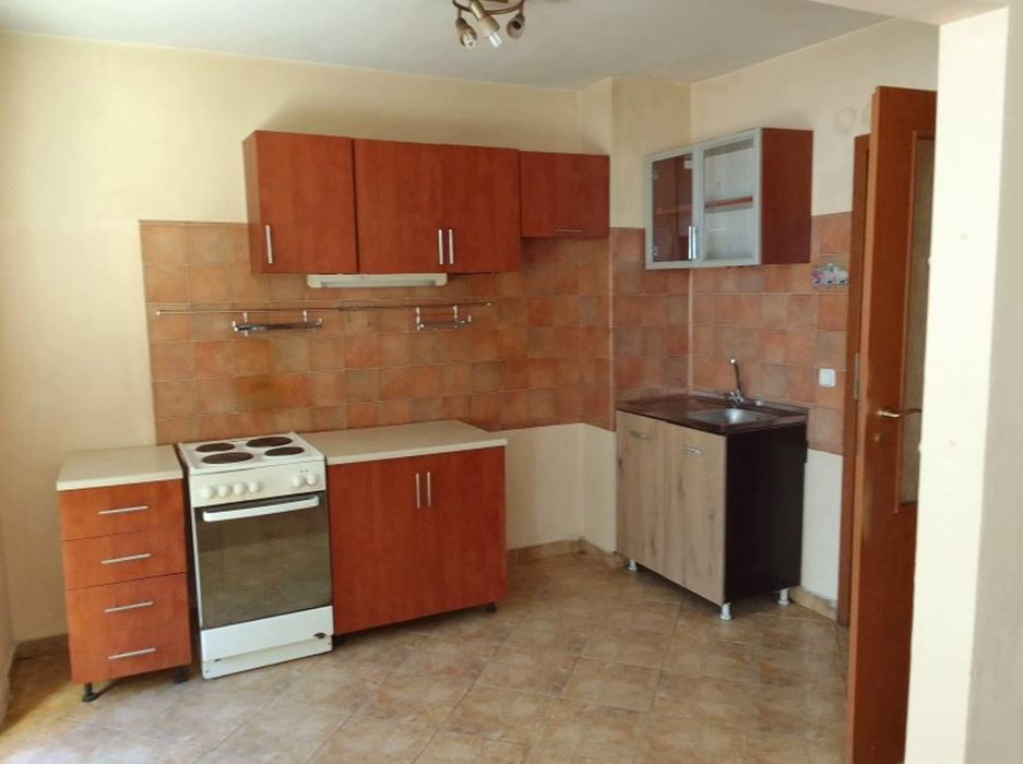 Дава се под наем Двустаен апартамент в София, Люлин 8 - 58 кв.м за 383 € - Снимка #2