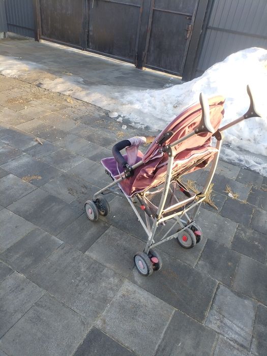 Коляска детская в нормальном состоянии