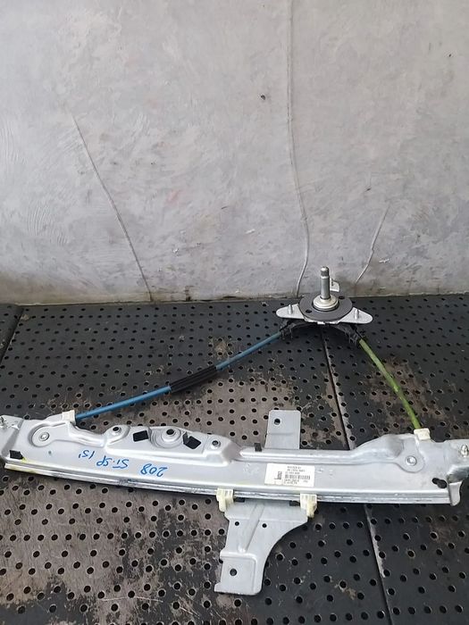 Macara manuala stanga spate peugeot 208 ca cc 9673153980