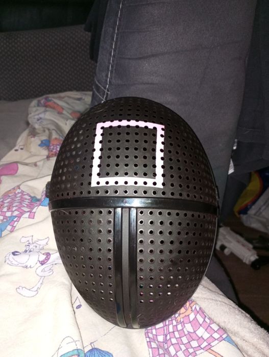 Маска на Squid Game