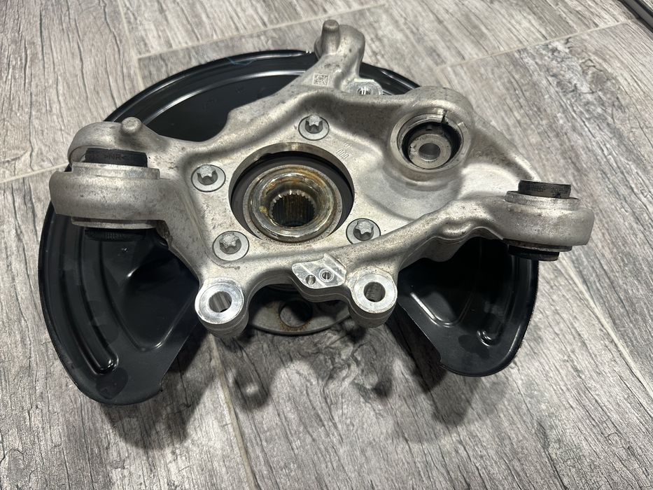 Заден десен шенкел за Мерцедес W206