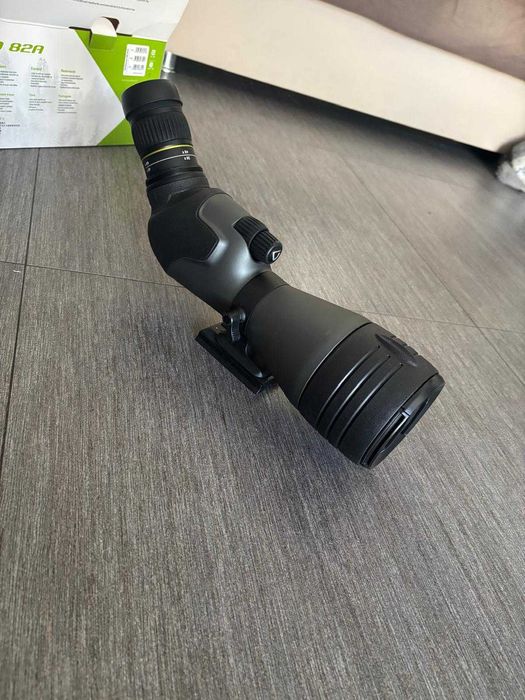 Vanguard Endeavor HD 82A Spotting Scope cu Zoom 20-60X