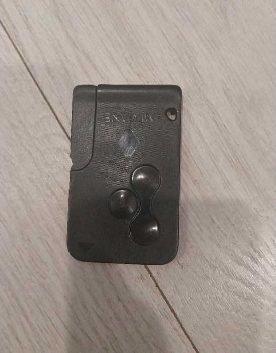 Оригинални ключове за Bmw Mercedes Vw Audi Toyota Nissan Mazda Renault