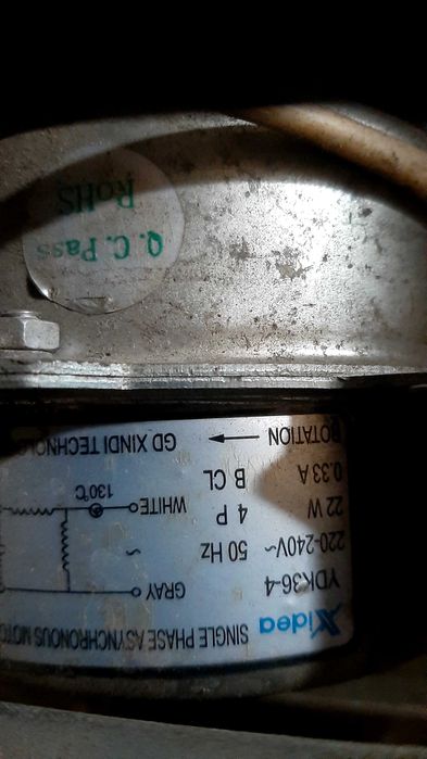 Продам моторчик кондиционера.