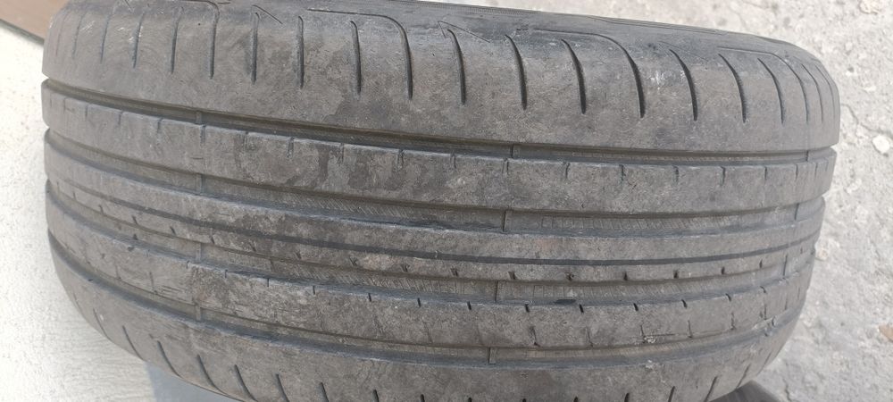 Vând cauciucuri de vara