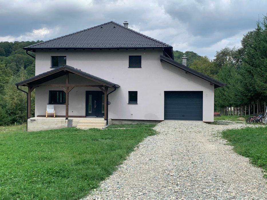 Proprietate premium în Cheile Râșnoavei.