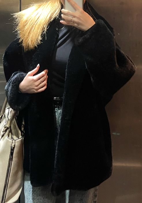 Zara пухкаво палто xs-s