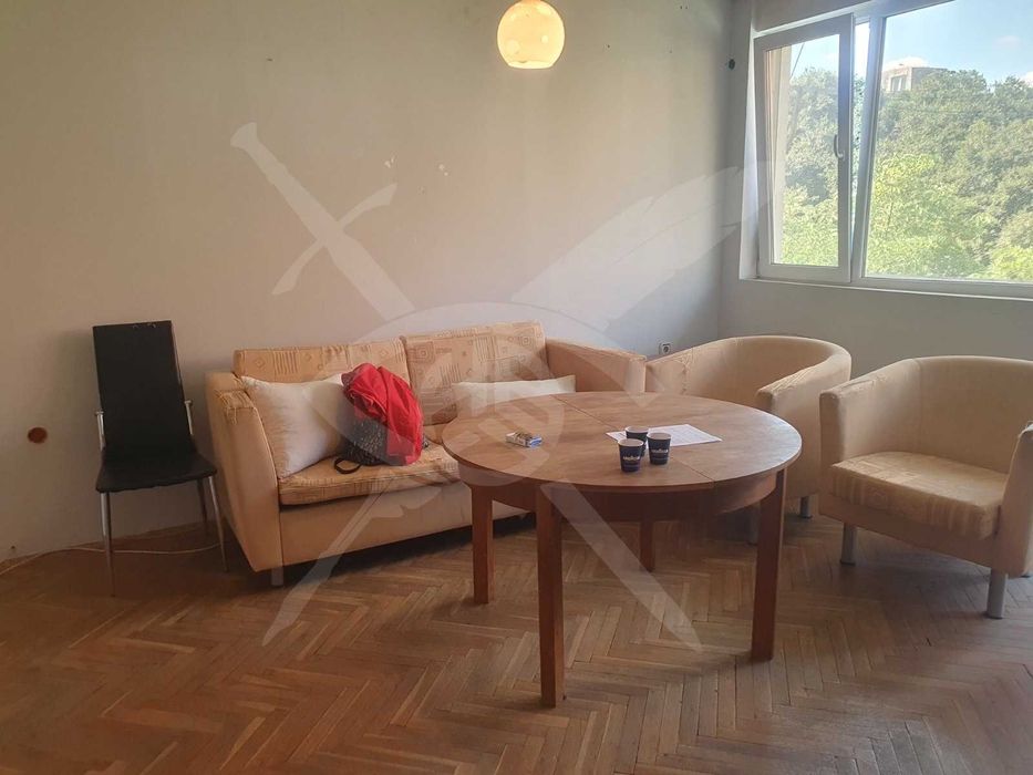Продава се Тристаен апартамент в Варна, Център - 90 кв.м за 1989 €/кв.м - Снимка #3
