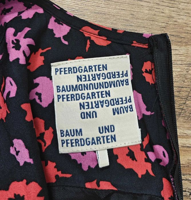 Baum und Pferdgarten флорална Копринена рокля на цветя размер 40
