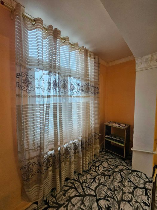 2 хоналик квартира 4-каватдан сотилади.Ор:ОВИР