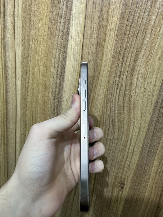 iphone 16 pro max desert 256 gb 95%