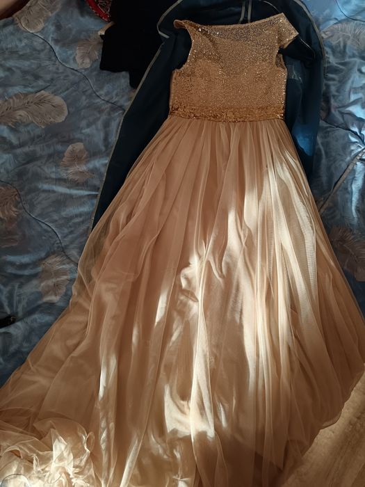 Бална рокля цена 80лв