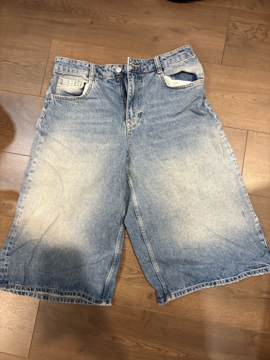 Джорти, къси панталони