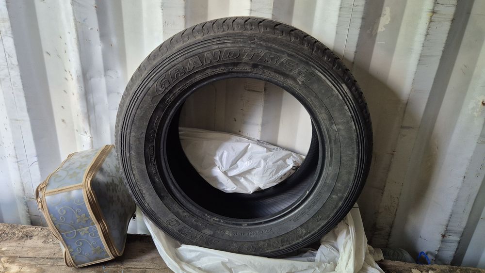 Dunlop 265 60 r18