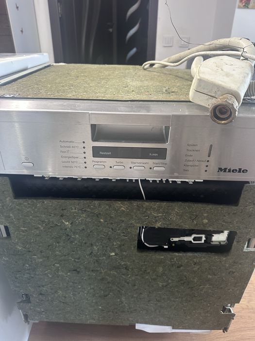 Placa de baza miele ELPW517  07711964