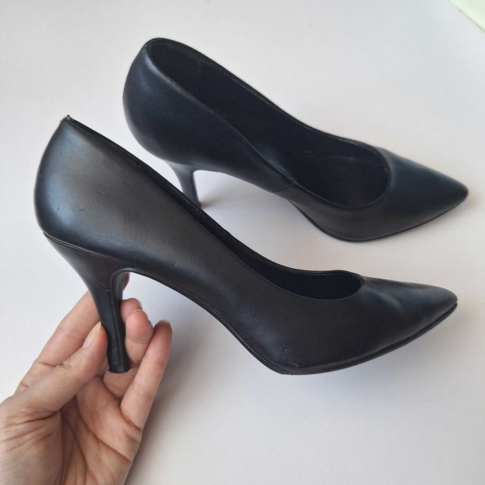 Pantofi eleganți, stilleto