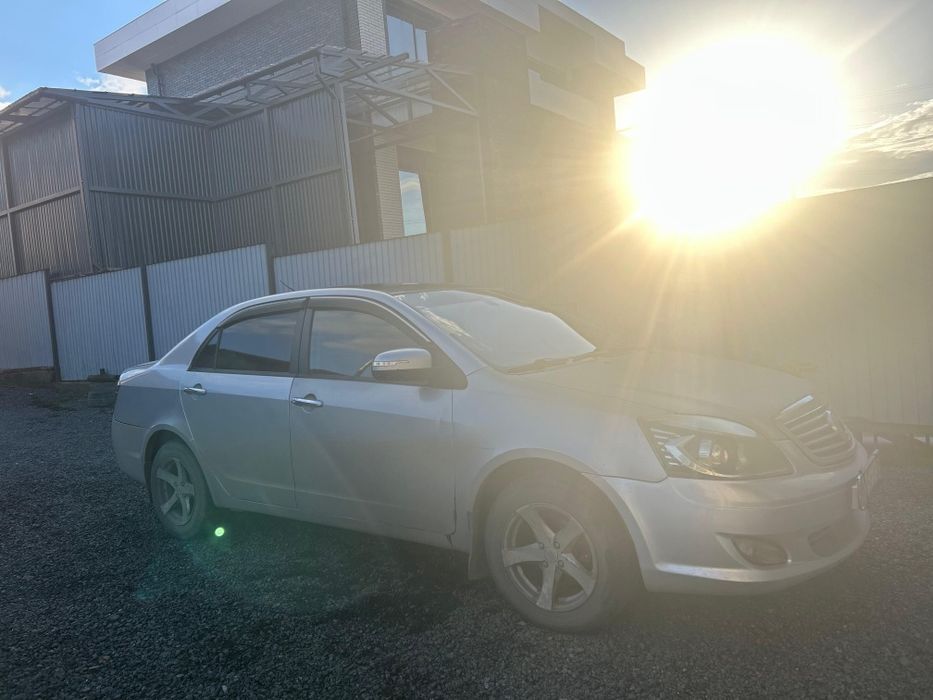 Срочно продам Geely sc7