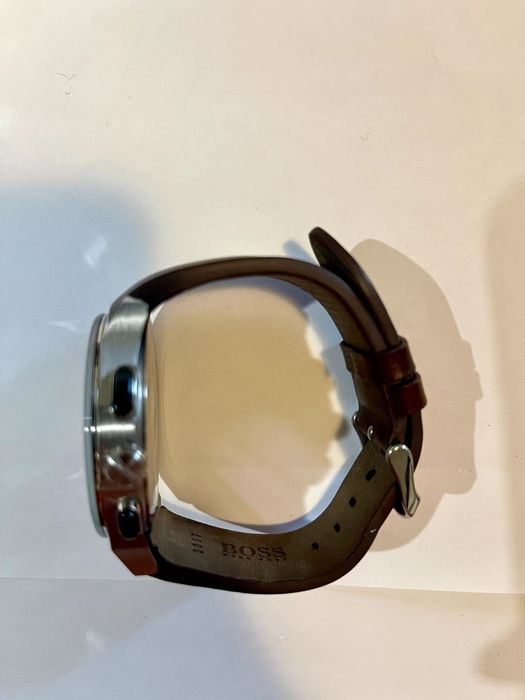 Часовник HUGO BOSS – Перфектно състояние