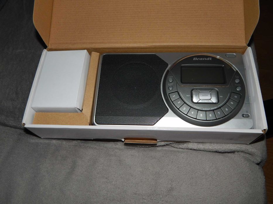 radio Brandt cu probleme , cadouri