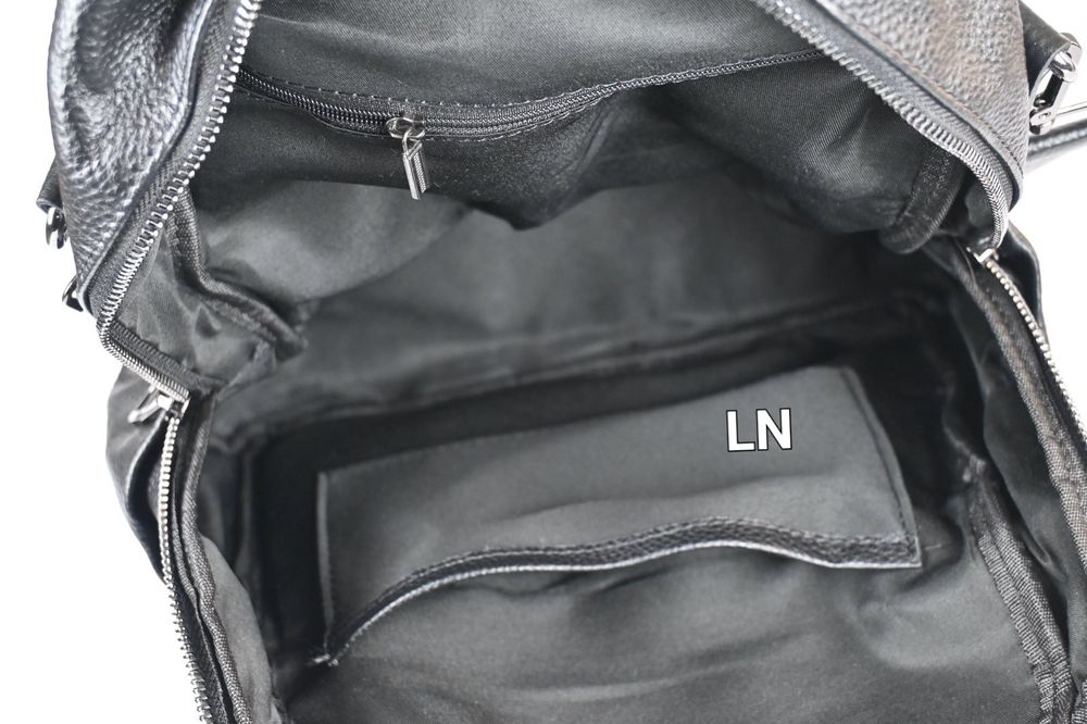 -10% Намаление!!! Дамска раница от естествена кожа