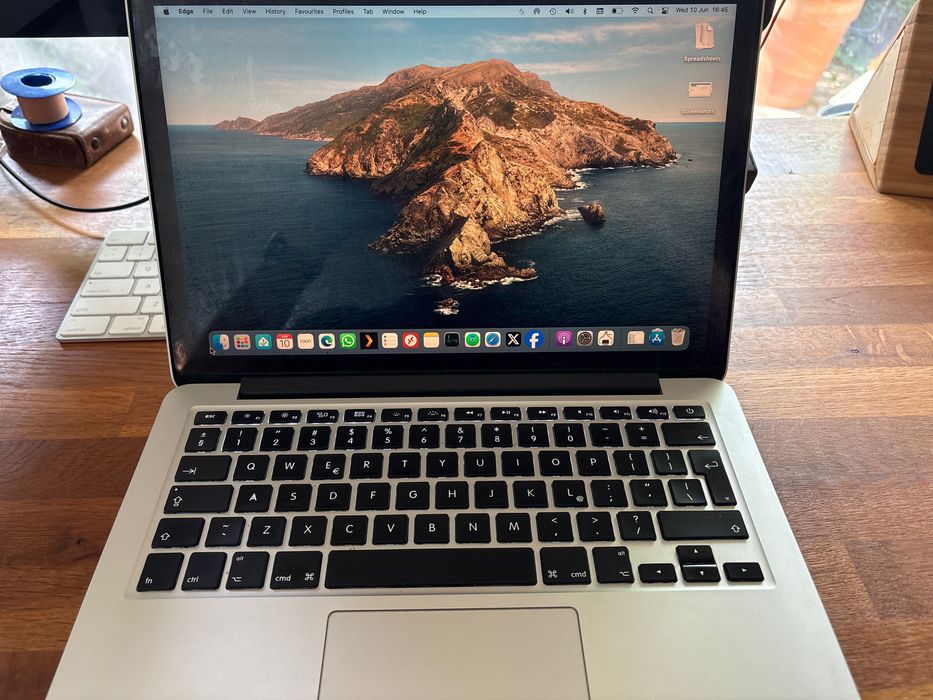 MacBook Pro Retina 13" Early 2015 – i5, 8GB RAM, SSD 512GB