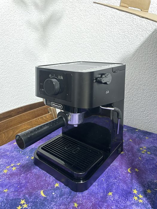 Aparat de cafea dellonghi