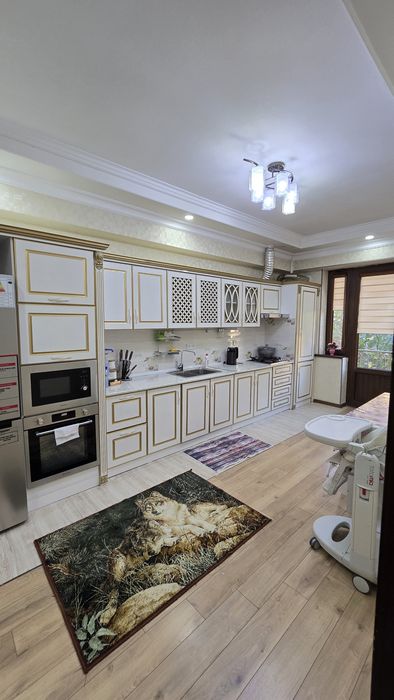 Сдаю в аренду 3-х комнатную квартиру, 4 этаж, 110 кв.м.