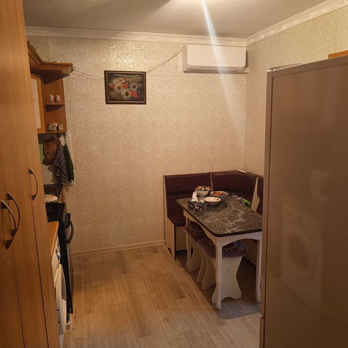 Продам 2-ух комн квартиру в общежитии