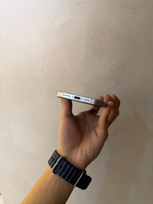 Продается 15 про 256 гб 90 акб