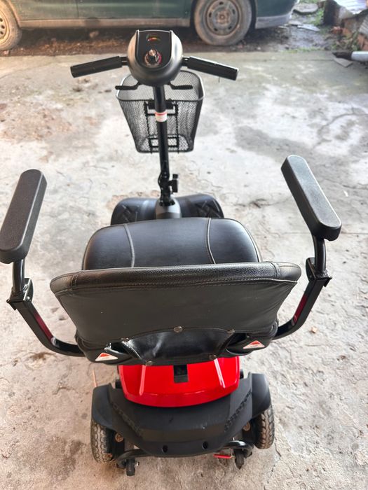 електрическа четириколка