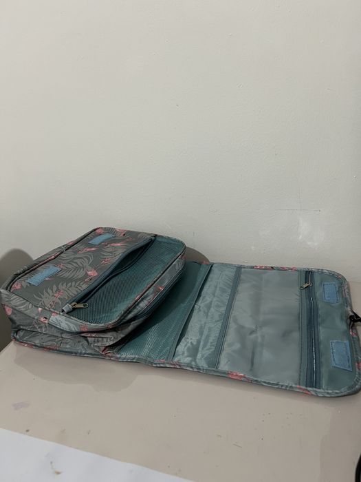 Косметичка в дорогу