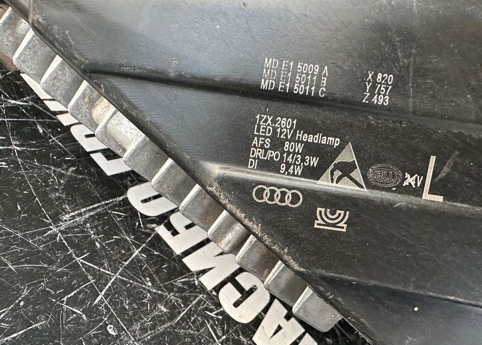 Фарове far Matrix фар за Ауди Кю5 Audi Q5 SQ5